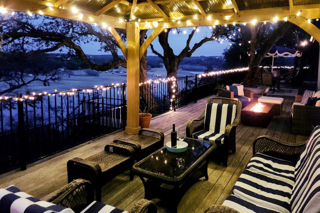 Vila Cliff Side Oasis Spicewood Exteriér fotografie