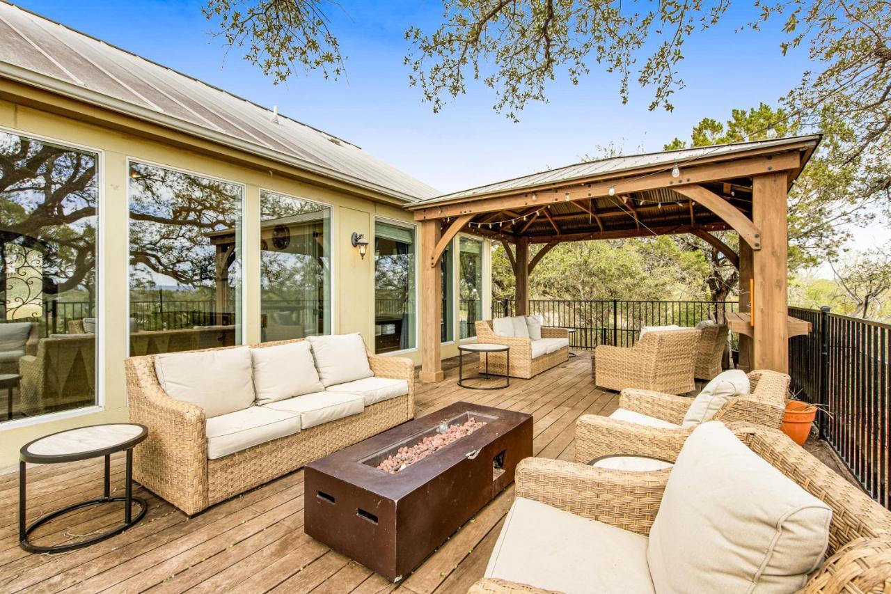Vila Cliff Side Oasis Spicewood Exteriér fotografie