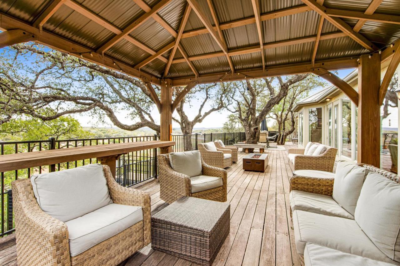Vila Cliff Side Oasis Spicewood Exteriér fotografie
